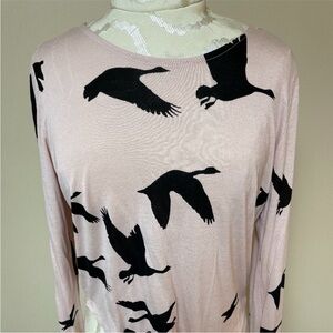 NWT H&M Pink & Black Long Sleeve Top XS Black Bird Pattern Geese/Swan/Waterfowl